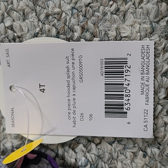 4T one piece splash suit. - Picture 3 of 3